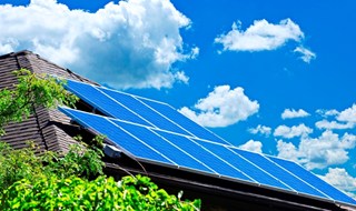 Nel 2030 il 13% di elettricità potrebbe essere prodotta dal sole
