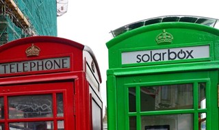 Solar Box: le cabine rosse del telefono di Londra diventano green e ti ricaricano il cellulare