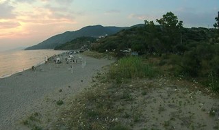 Un parco giochi sulla spiaggia? In atto l’ultimo assalto alla duna di Palinuro