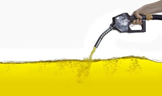 Tu butti l’olio? e io ci faccio il biodiesel